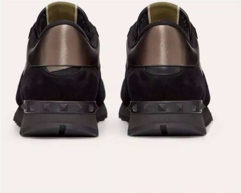 Valentino Garavani Zwarte Camouflage Sneakers met Rubber Studs Black Heren