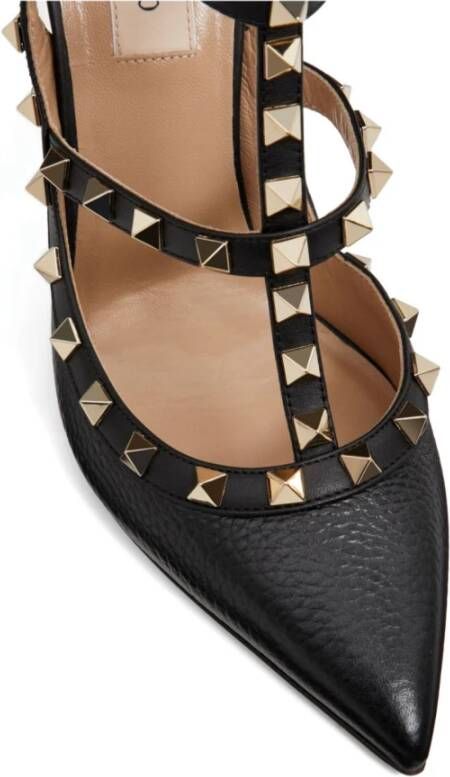 Valentino Garavani Zwarte Rockstud Pumps met Gouden Accenten Black Dames