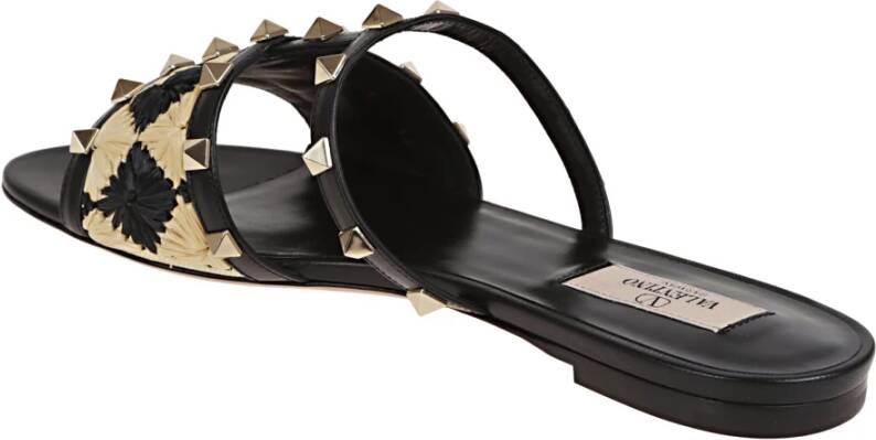 Valentino Garavani Zwarte Rockstud Slide Sandalen Beige Dames