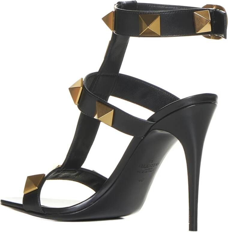 Valentino Garavani Zwarte Romeinse Stud Leren Sandalen Black Dames