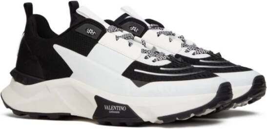 Valentino Garavani Zwarte Sneakers met Rockstud Details Black Heren