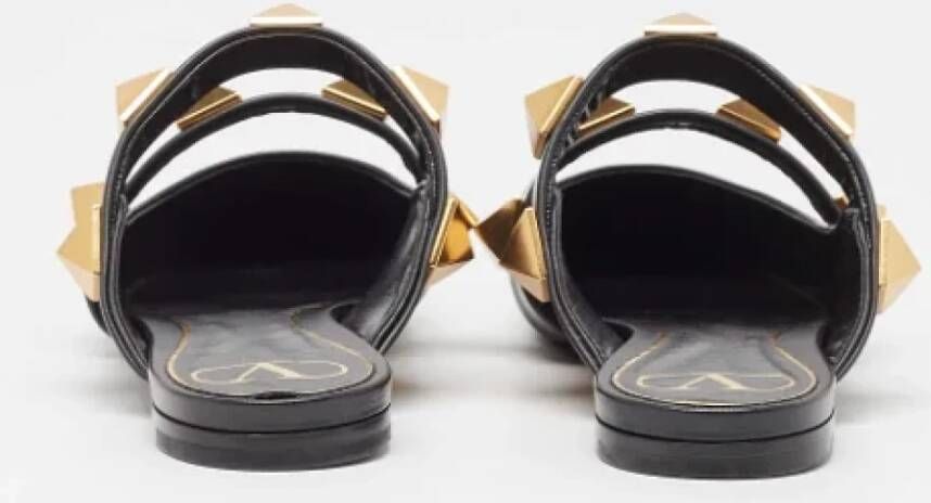 Valentino Vintage Pre-owned Leather flats Black Dames