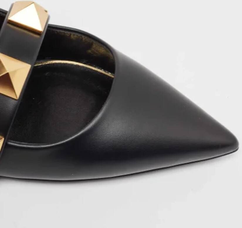 Valentino Vintage Pre-owned Leather flats Black Dames