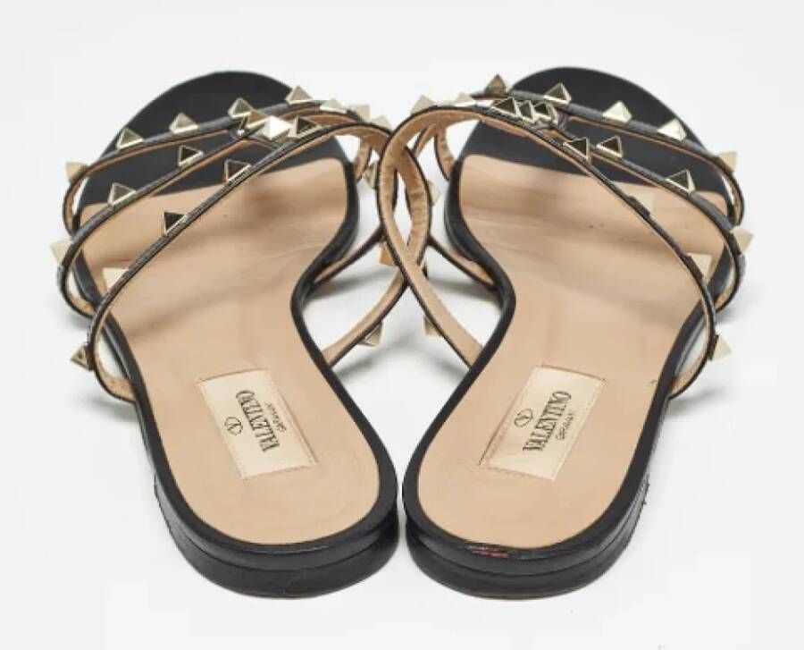 Valentino Vintage Pre-owned Leather flats Black Dames