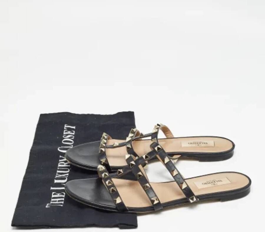 Valentino Vintage Pre-owned Leather flats Black Dames