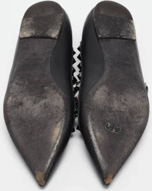 Valentino Vintage Pre-owned Leather flats Black Dames