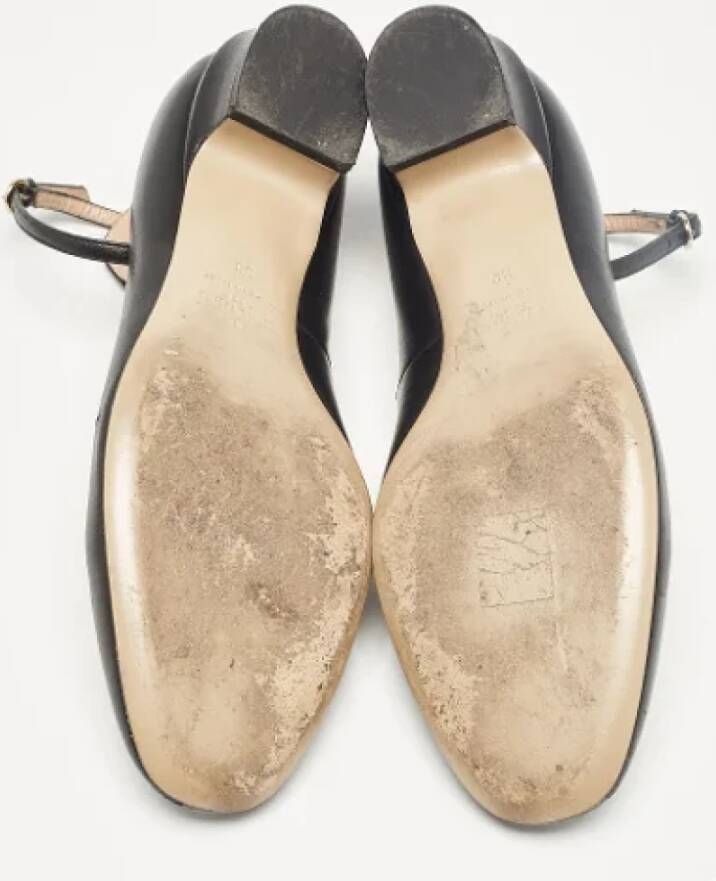 Valentino Vintage Pre-owned Leather flats Black Dames