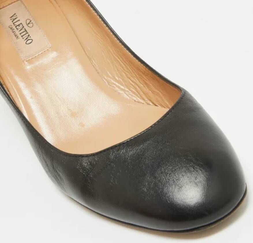 Valentino Vintage Pre-owned Leather heels Black Dames