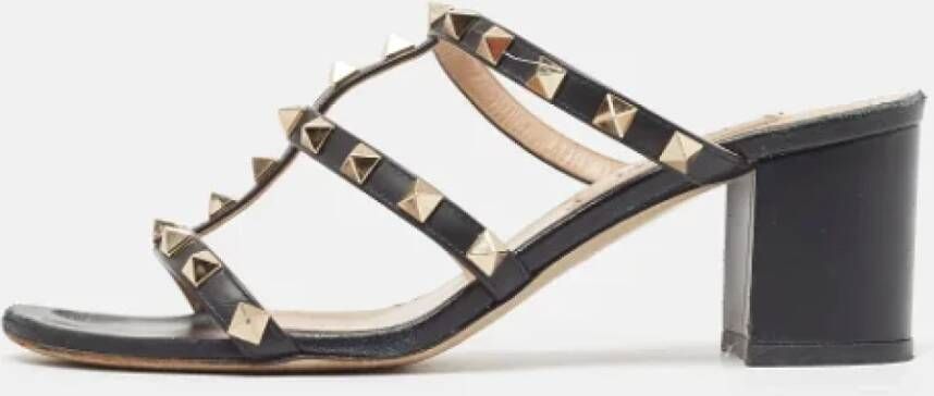 Valentino Vintage Pre-owned Leather sandals Black Dames