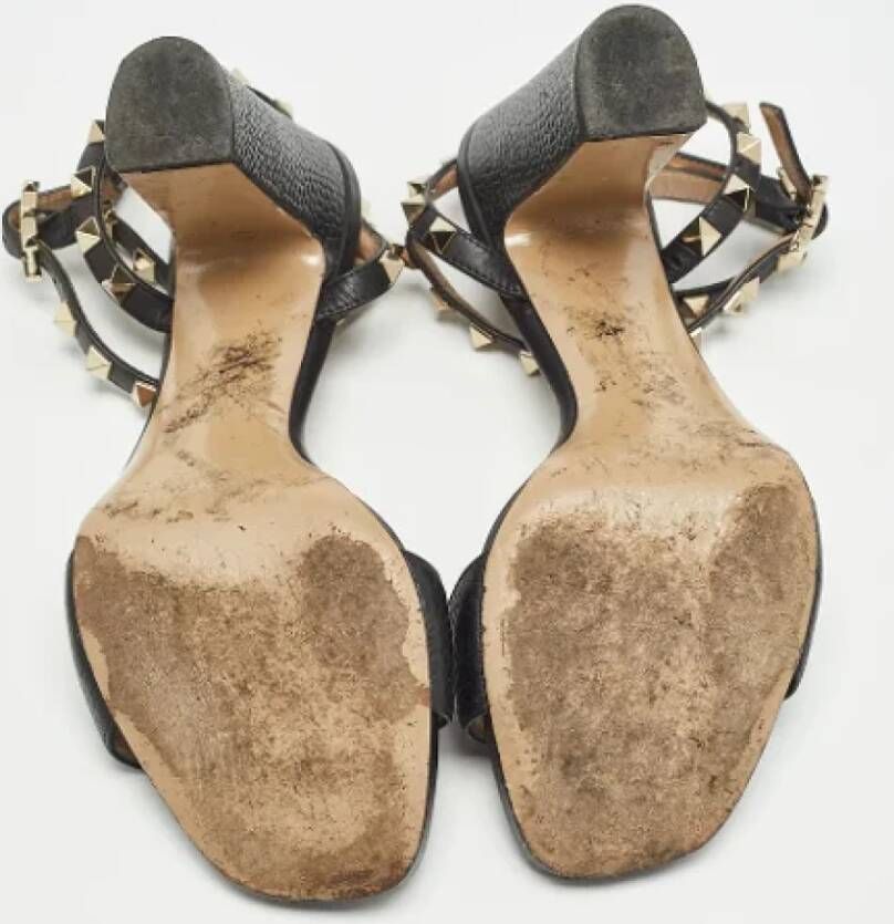 Valentino Vintage Pre-owned Leather sandals Black Dames