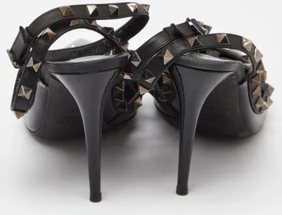 Valentino Vintage Pre-owned Leather sandals Black Dames