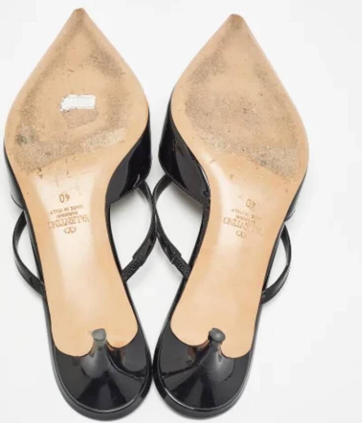 Valentino Vintage Pre-owned Leather sandals Black Dames