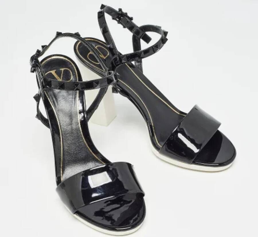 Valentino Vintage Pre-owned Leather sandals Black Dames