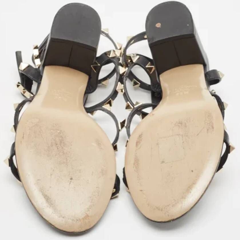 Valentino Vintage Pre-owned Leather sandals Black Dames