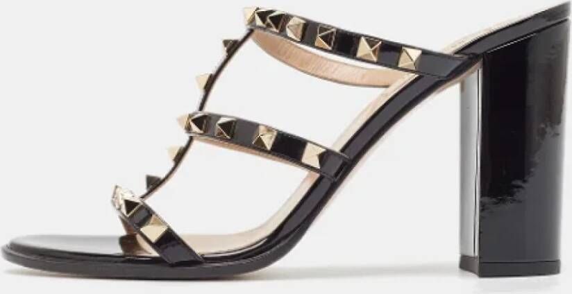 Valentino Vintage Pre-owned Leather sandals Black Dames