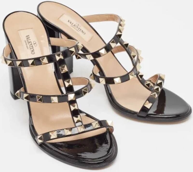 Valentino Vintage Pre-owned Leather sandals Black Dames