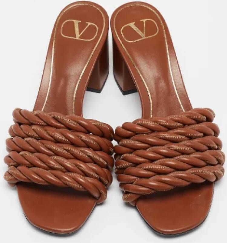 Valentino Vintage Pre-owned Leather sandals Brown Dames