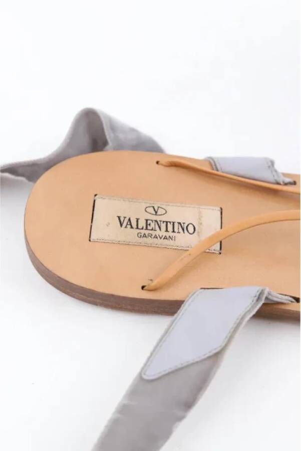 Valentino Vintage Pre-owned Leather sandals Gray Dames