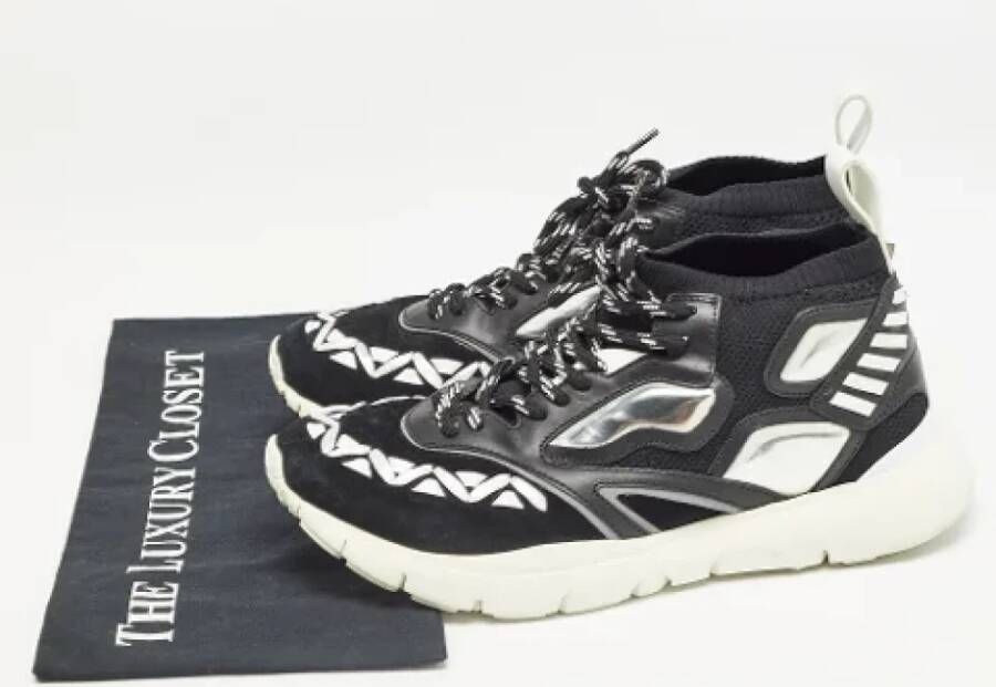 Valentino Vintage Pre-owned Leather sneakers Black Dames