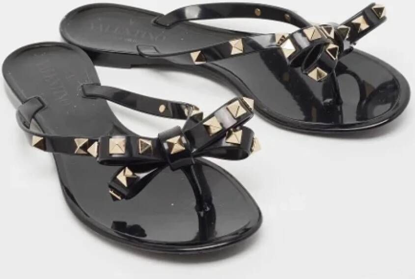 Valentino Vintage Pre-owned Rubber flats Black Dames