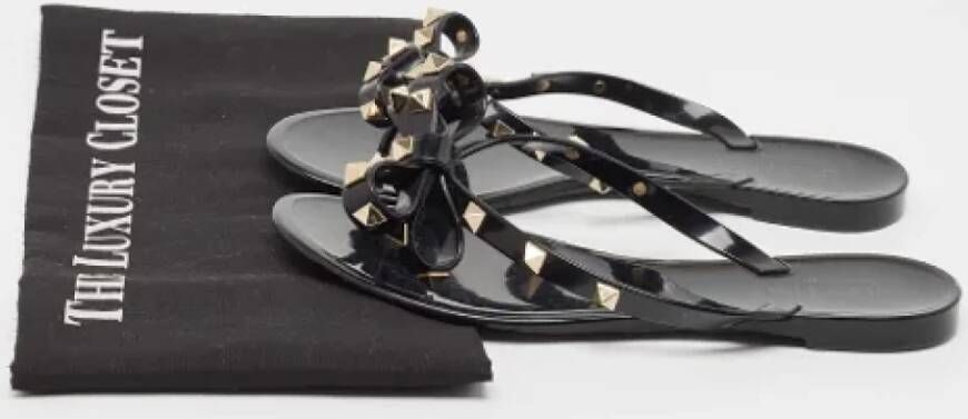 Valentino Vintage Pre-owned Rubber flats Black Dames