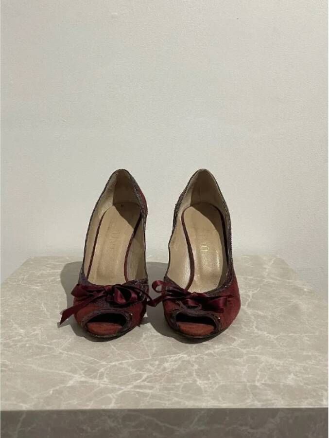 Valentino Vintage Pre-owned Suede heels Red Dames