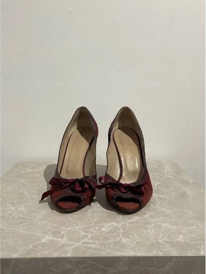 Valentino Vintage Pre-owned Suede heels Red Dames