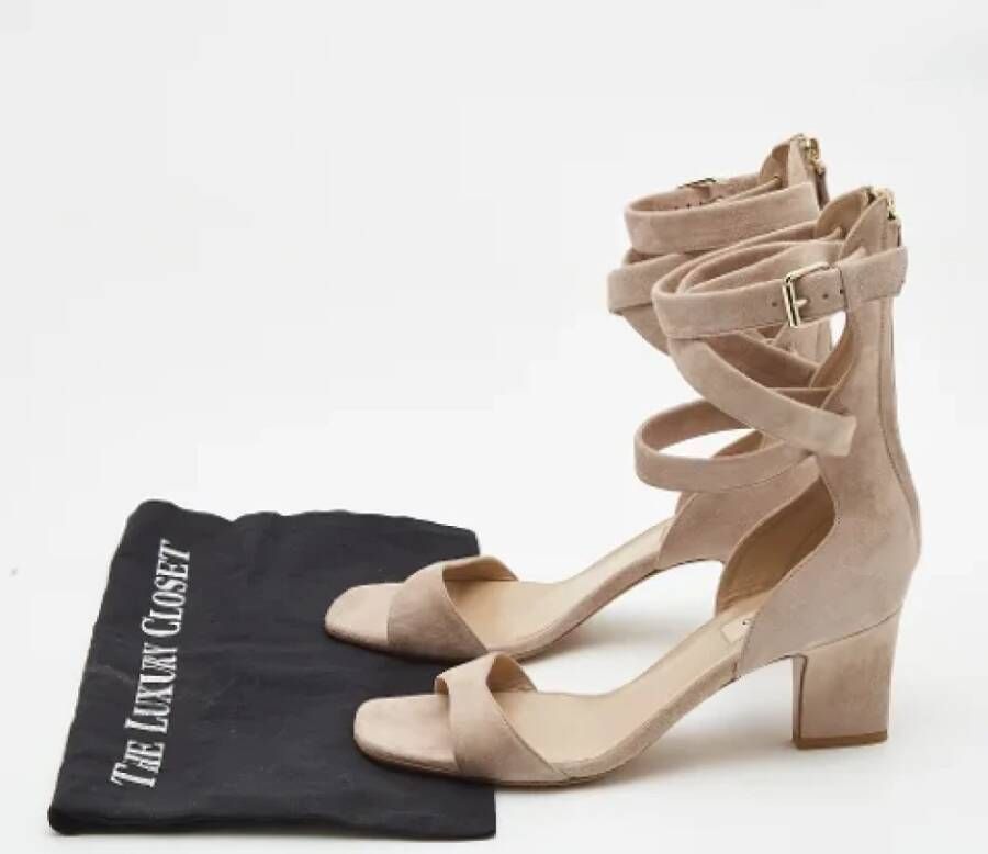 Valentino Vintage Pre-owned Suede sandals Beige Dames