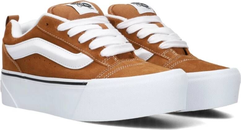 Vans Zwarte Suède Sneakers met Witte Accenten Brown Dames