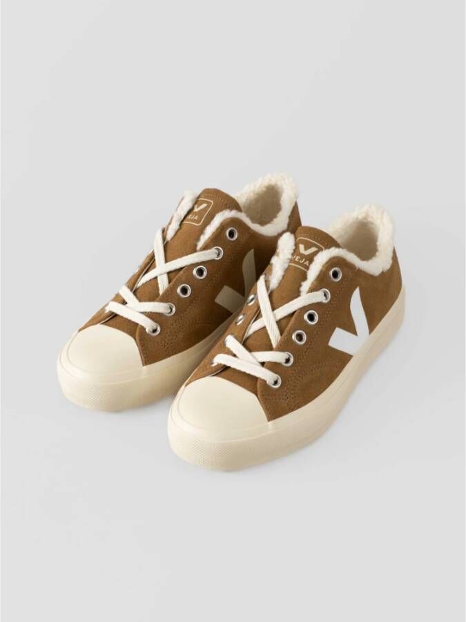 Veja Lage wintersneakers met V-ontwerp Brown Heren