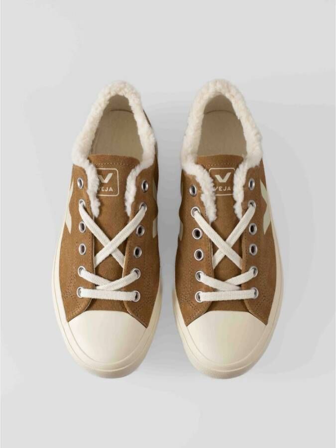 Veja Lage wintersneakers met V-ontwerp Brown Heren