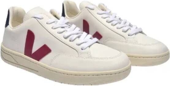 Veja Leather sneakers White Heren