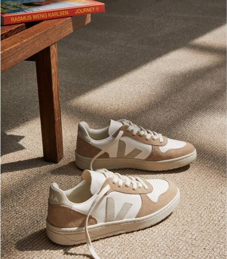 Veja Leren Sneaker Beige Dames