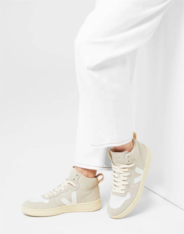 Veja Natuurlijk Wit Nubuck Sneakers Beige Dames