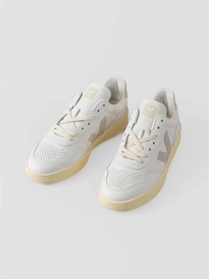 Veja Retro Leren Sneakers White Dames