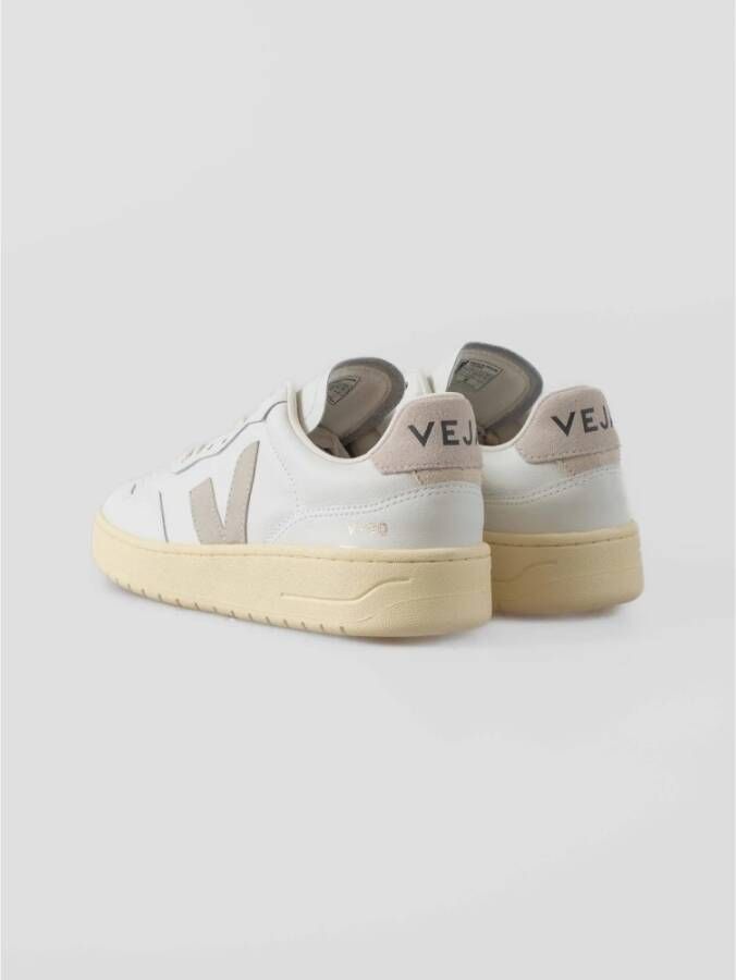 Veja Retro Leren Sneakers White Dames