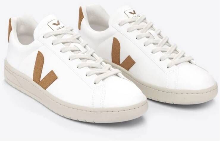 Veja Bewuste Witte Kamelen Sneakers voor Heren Wit Heren