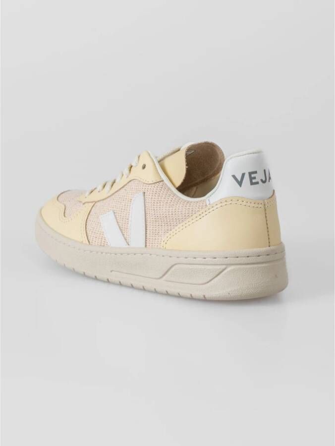 Veja Sneakers Beige Dames