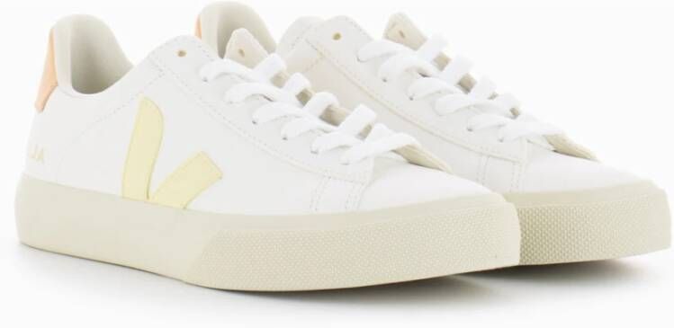 Veja Sneakers Geel Dames