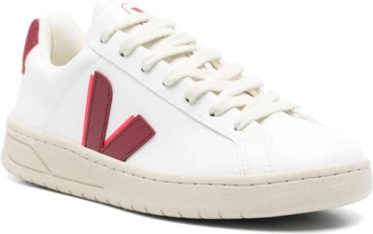 Veja Sneakers met Logo Detail White Dames