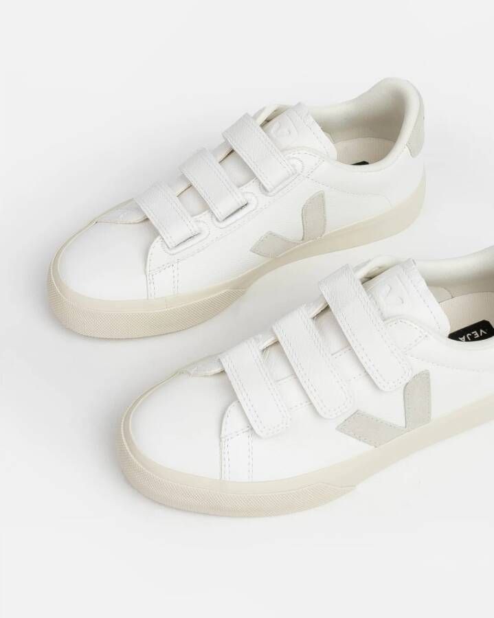 Veja Sneakers Wit Dames - Schoenen.nl