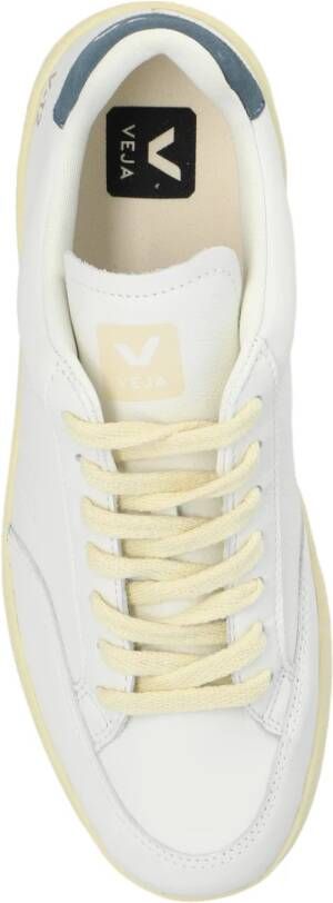 Veja Sportschoenen V-12 Stitch O.t. Leer White Dames