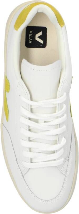 Veja Sportschoenen V-12 van leer White Dames