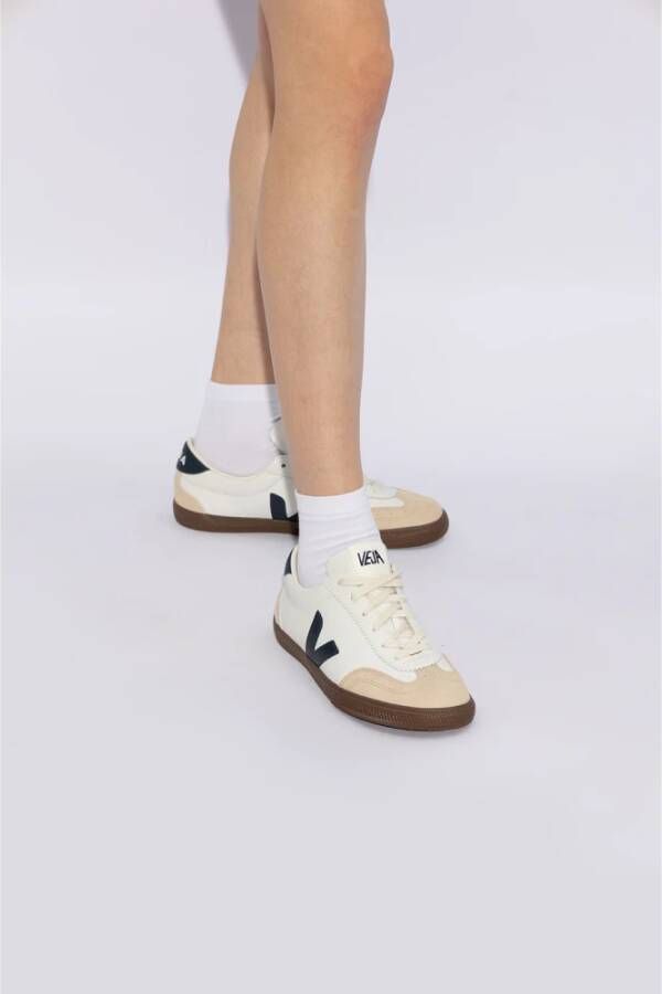 Veja Volley O.t. Leren sneakers White Dames