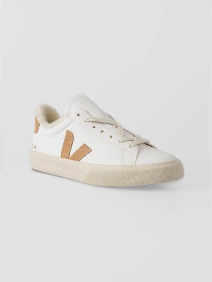 Veja Winter Chrome-Vrije Sneakers met V Design White Heren