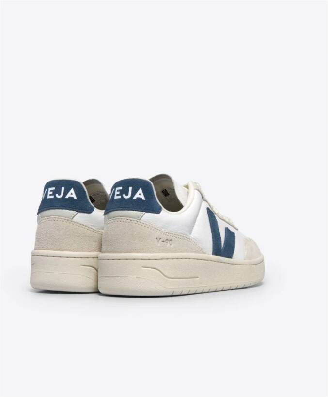 Veja Witte en Lichtblauwe Leren Sneakers White Dames