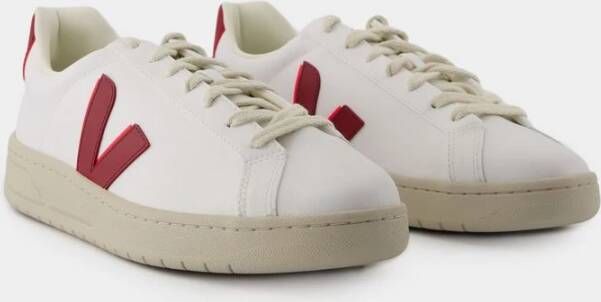 Veja Witte Katoenen Sneakers met Amazon Rubber Zool White Heren