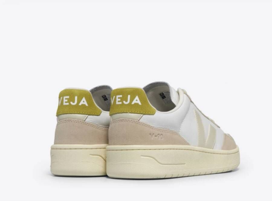 Veja Witte Leren Sneakers met Geel Logo White Dames