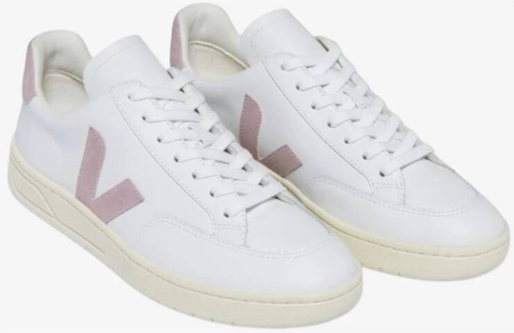 Veja Witte sportieve sneakers met roze details White Dames