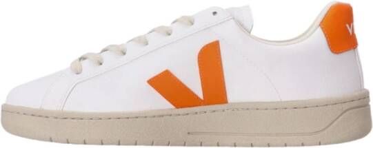 Veja Witte Urca Sneakers met Oranje Inzetstukken White Heren